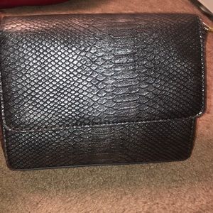 Gray alligator-like crossbody